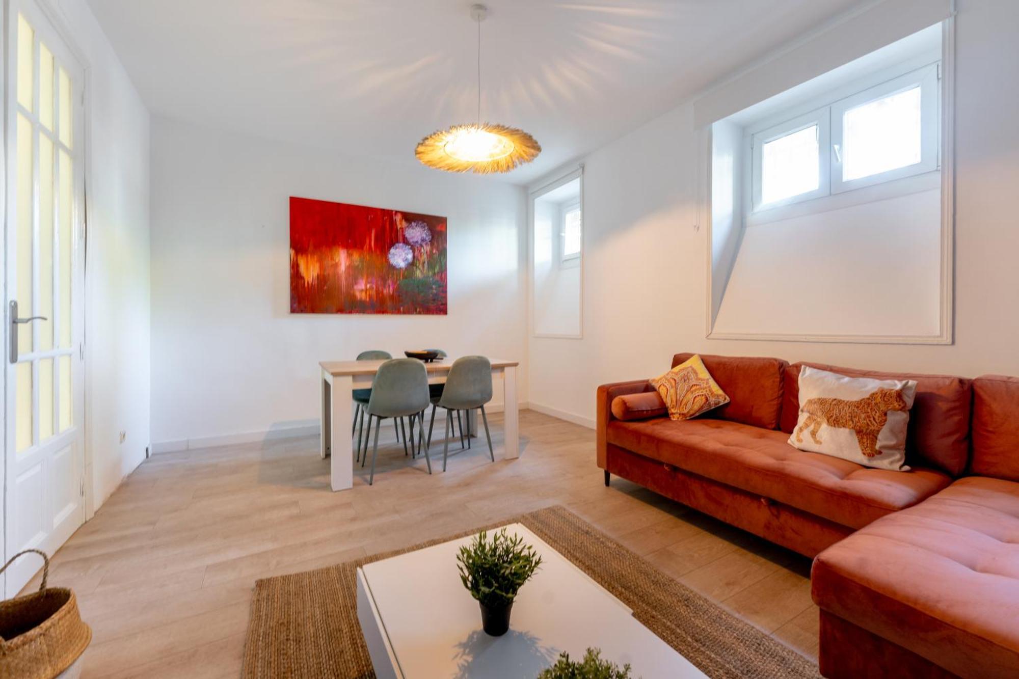 Luxe Apartment In Chamberi Chic Madrid Extérieur photo